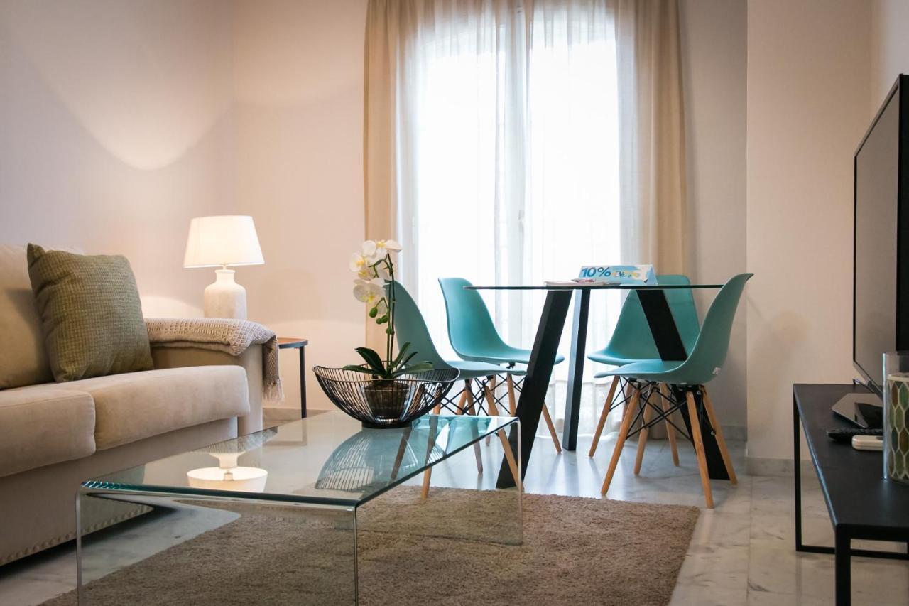 Holidays2Malaga Pena Parking & French Balcony & Smart Tv Exteriör bild