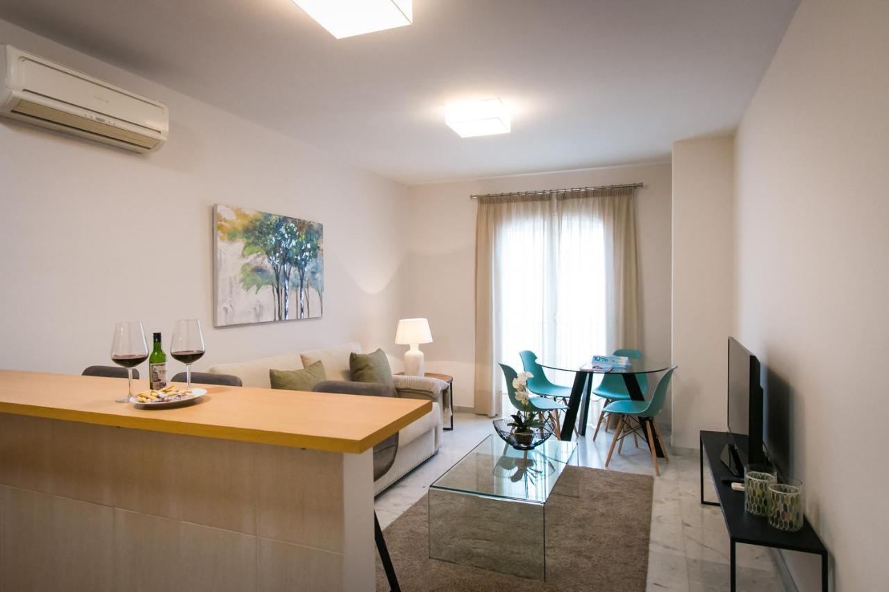 Holidays2Malaga Pena Parking & French Balcony & Smart Tv Exteriör bild